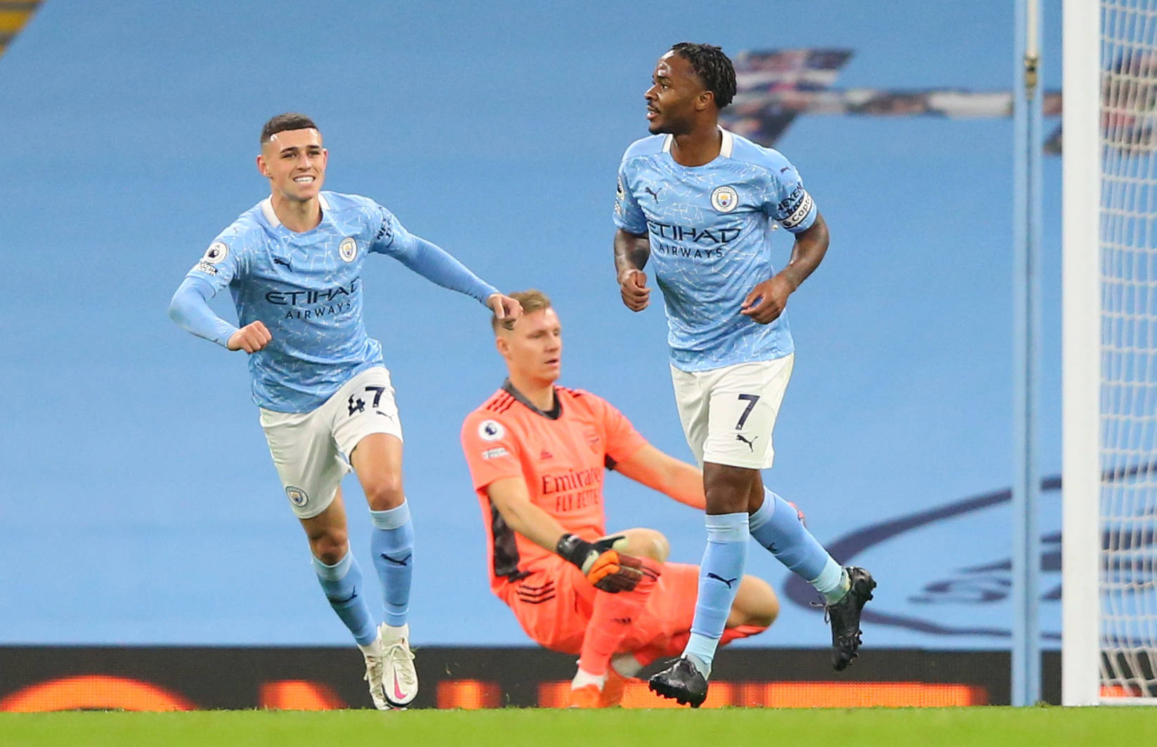 在本赛季末 在本赛季末